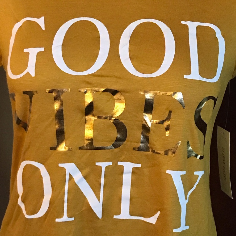 🆕 23 Love Street Good Vibes Only Tees-XS